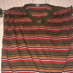 Vintage top size large.